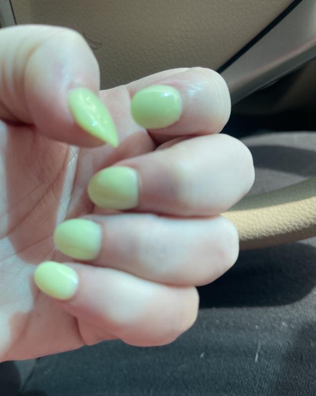 Green nails