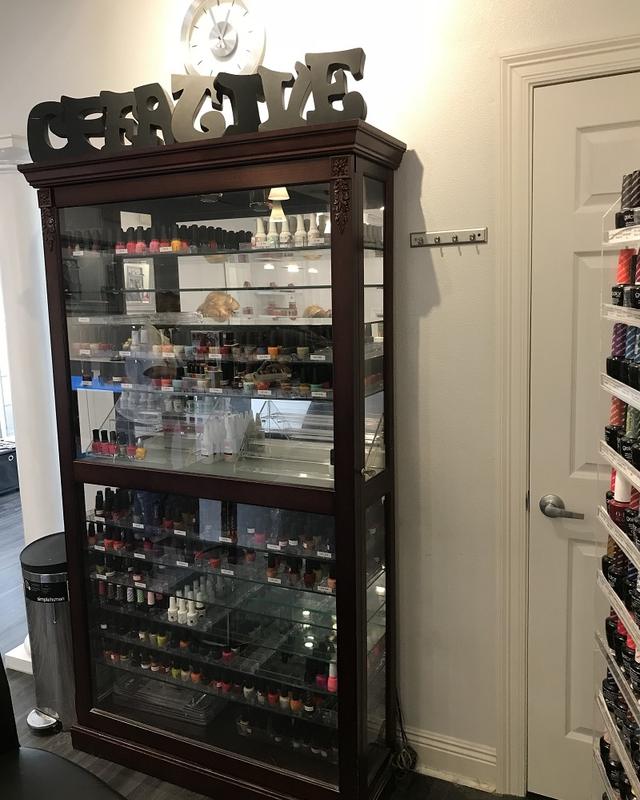 The CREATIVE polish cabinet